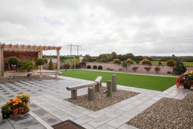 Bed and Breakfast Arvalee Retreat With Outdoor Hottub Omagh Exterior foto