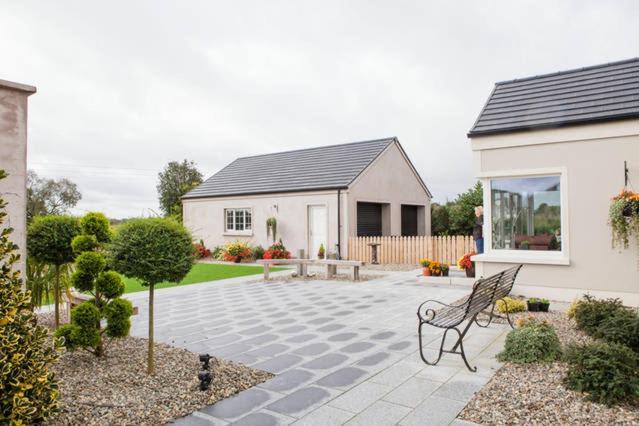 Bed and Breakfast Arvalee Retreat With Outdoor Hottub Omagh Exterior foto