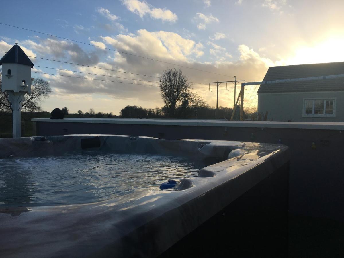 Bed and Breakfast Arvalee Retreat With Outdoor Hottub Omagh Exterior foto