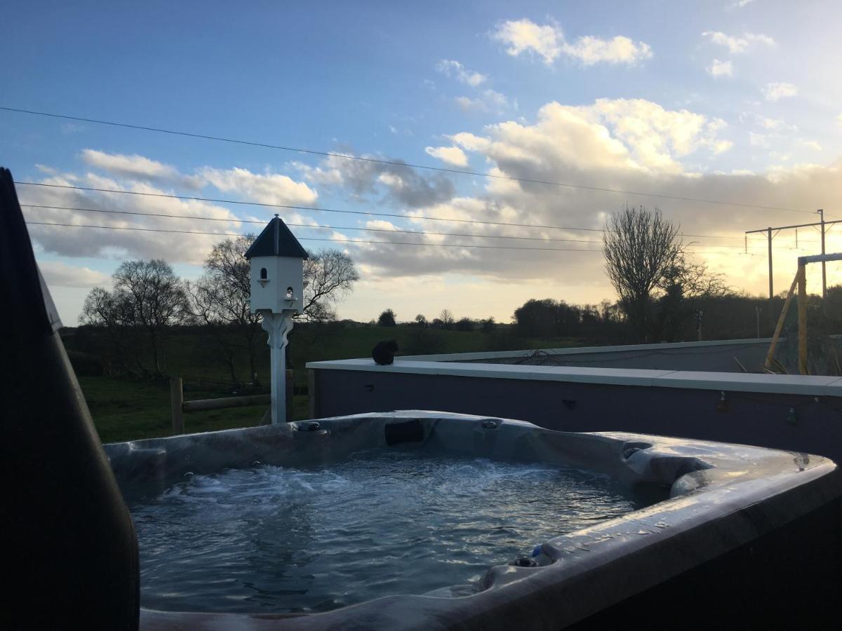 Bed and Breakfast Arvalee Retreat With Outdoor Hottub Omagh Exterior foto